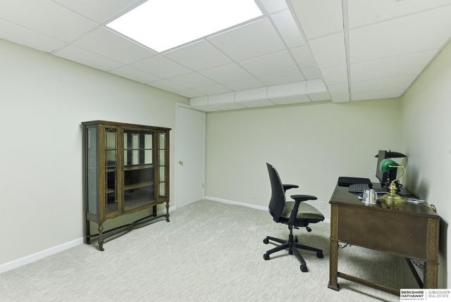 212 N 127th Plaza, Omaha, NE 68154