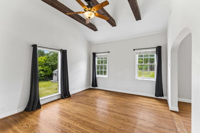 364 Ponderosa LOOP, Paige, TX 78659
