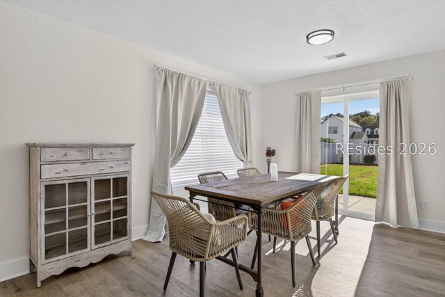 225 University Pkwy, Bluffton, SC 29909