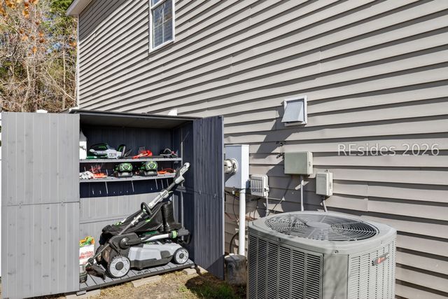 225 University Pkwy, Bluffton, SC 29909