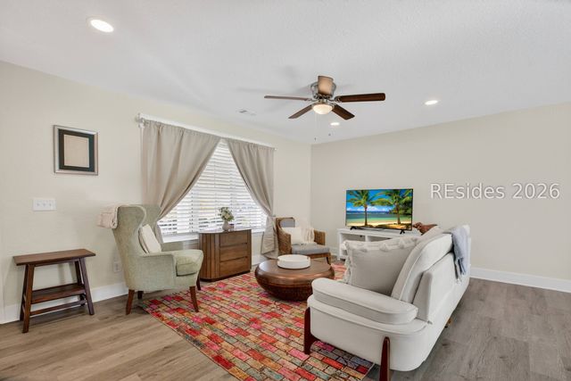 225 University Pkwy, Bluffton, SC 29909