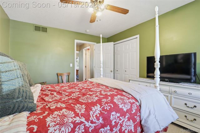 1503 E Reid Road, Grand Blanc Charter Township, MI 48439