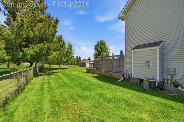 1503 E Reid Road, Grand Blanc Charter Township, MI 48439