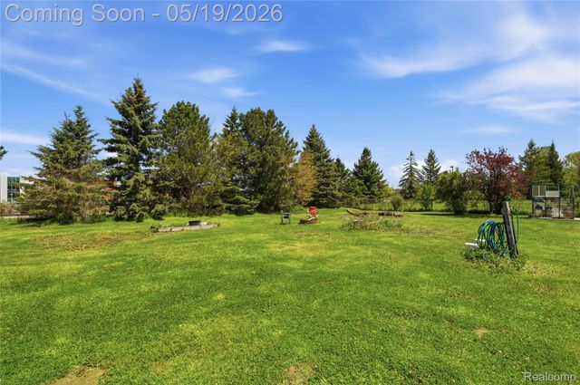1503 E Reid Road, Grand Blanc Charter Township, MI 48439