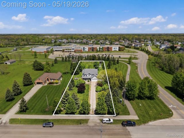 1503 E Reid Road, Grand Blanc Charter Township, MI 48439