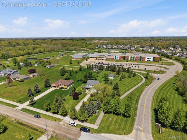 1503 E Reid Road, Grand Blanc Charter Township, MI 48439