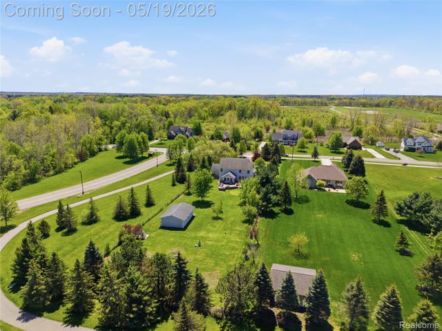 1503 E Reid Road, Grand Blanc Charter Township, MI 48439