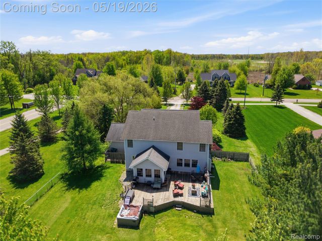 1503 E Reid Road, Grand Blanc Charter Township, MI 48439