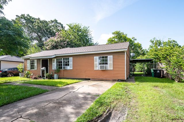 5119 Ripplebrook Drive, Houston, TX 77045