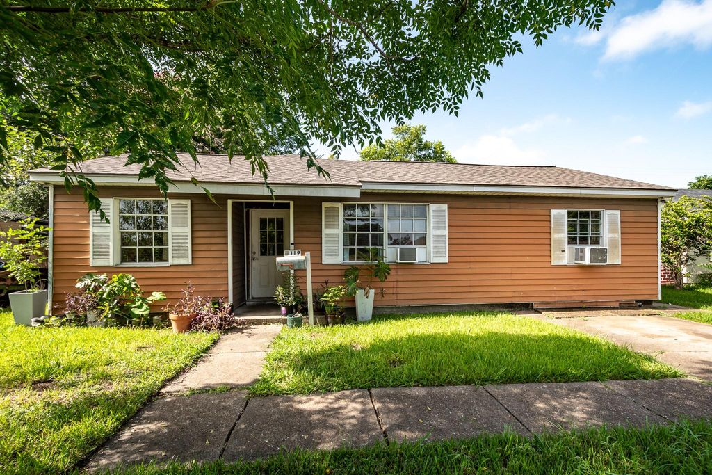 5119 Ripplebrook Drive, Houston, TX 77045