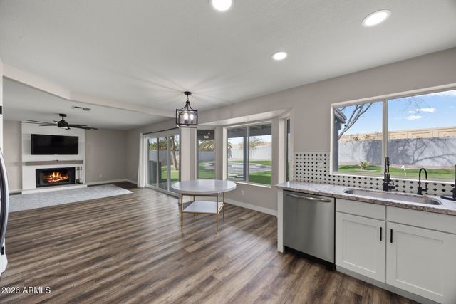 1741 S CLEARVIEW Avenue 35, Mesa, AZ 85209