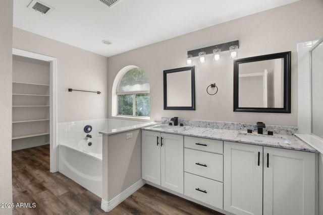 1741 S CLEARVIEW Avenue 35, Mesa, AZ 85209