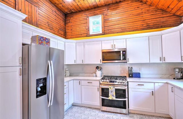 149 Earle Street, Woonsocket, RI 02895