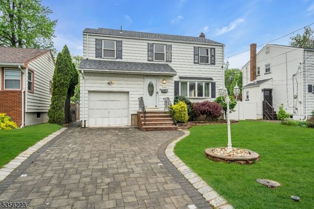 548 Birchwood Rd, Linden City, NJ 07036
