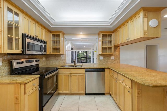 5151 OAKMONT PLACE, Sarasota, FL 34242