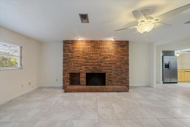 5151 OAKMONT PLACE, Sarasota, FL 34242