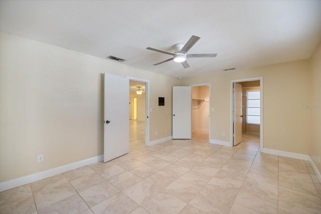 5151 OAKMONT PLACE, Sarasota, FL 34242