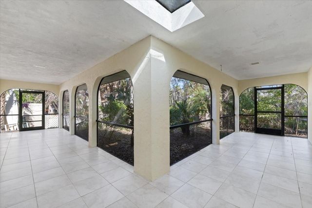5151 OAKMONT PLACE, Sarasota, FL 34242