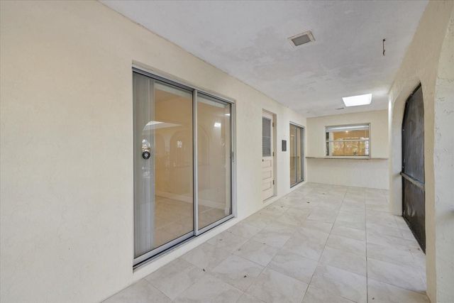 5151 OAKMONT PLACE, Sarasota, FL 34242