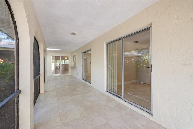 5151 OAKMONT PLACE, Sarasota, FL 34242