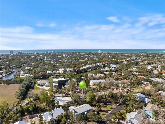 5151 OAKMONT PLACE, Sarasota, FL 34242