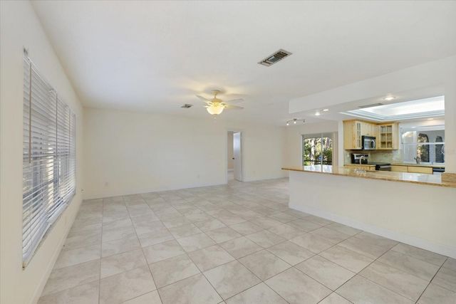 5151 OAKMONT PLACE, Sarasota, FL 34242