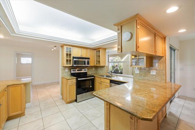 5151 OAKMONT PLACE, Sarasota, FL 34242