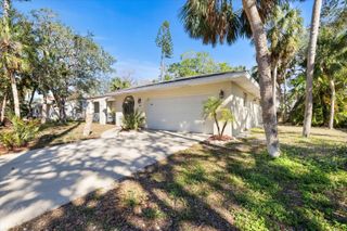 5151 OAKMONT PLACE, Sarasota, FL 34242