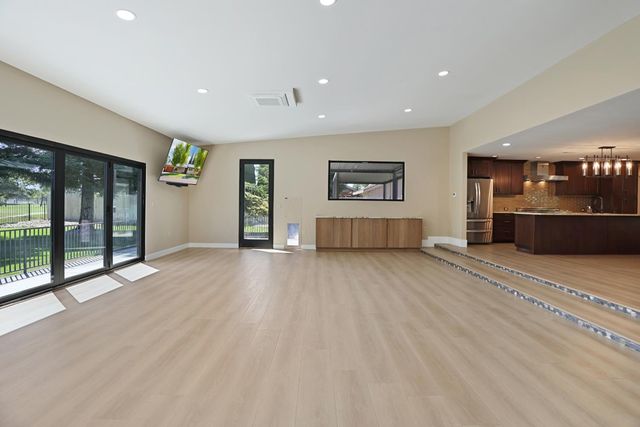 10764 N Elkhorn Dr, Stockton, CA 95209