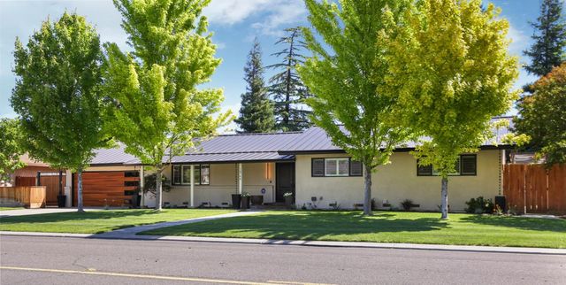 10764 N Elkhorn Dr, Stockton, CA 95209
