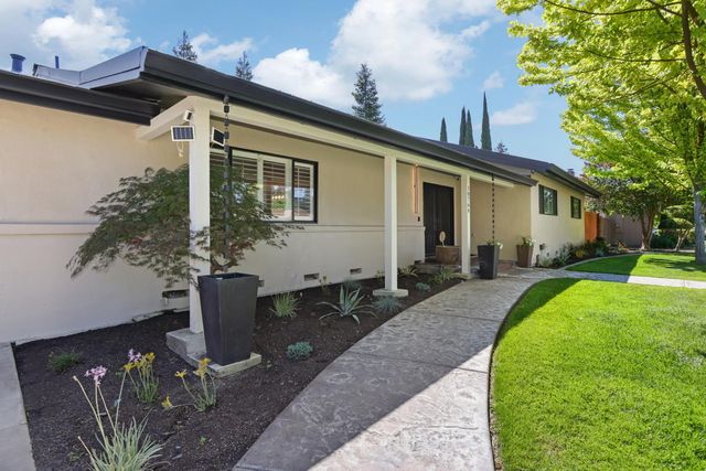 10764 N Elkhorn Dr, Stockton, CA 95209