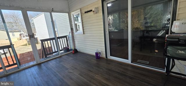 6529 HUNTSHIRE DR, Elkridge, MD 21075