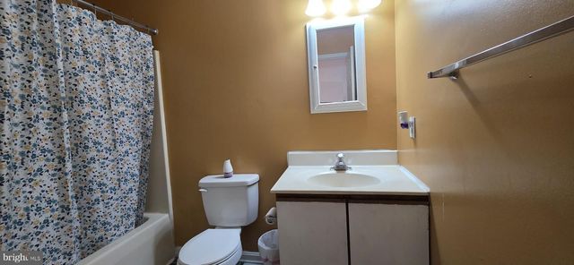 6529 HUNTSHIRE DR, Elkridge, MD 21075