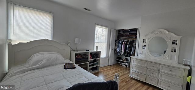 6529 HUNTSHIRE DR, Elkridge, MD 21075