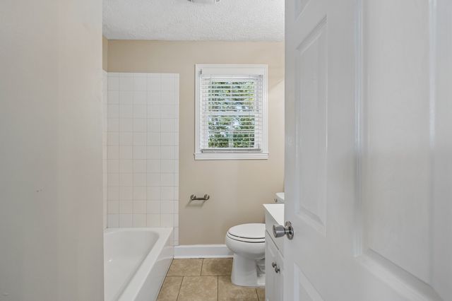 543 Croley Dr, Nashville, TN 37209