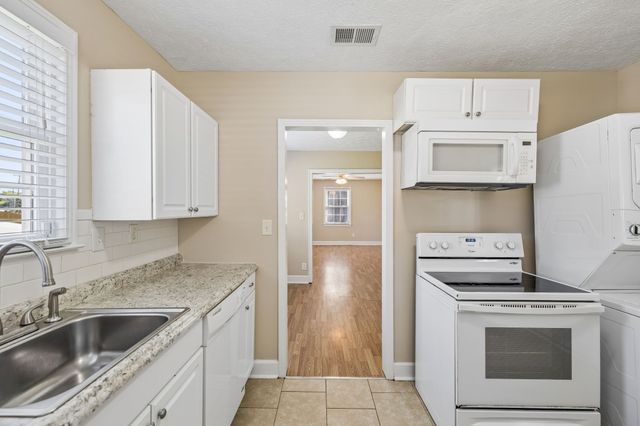 543 Croley Dr, Nashville, TN 37209