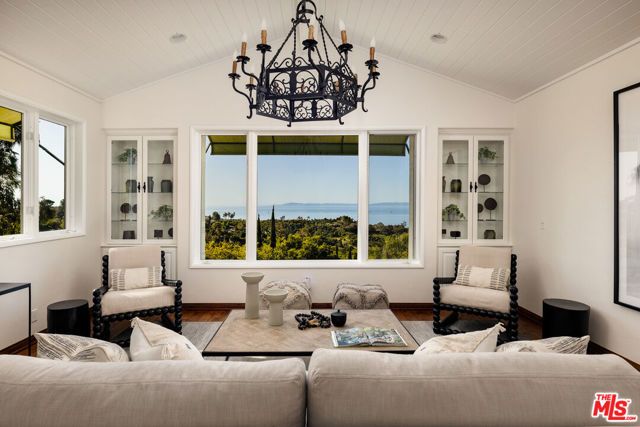 1060 Ladera Lane, Santa Barbara, CA 93108