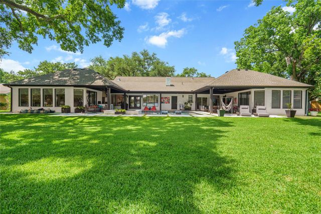 610 Piedmont Street, Sugar Land, TX 77478