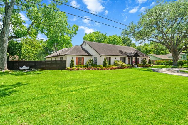610 Piedmont Street, Sugar Land, TX 77478