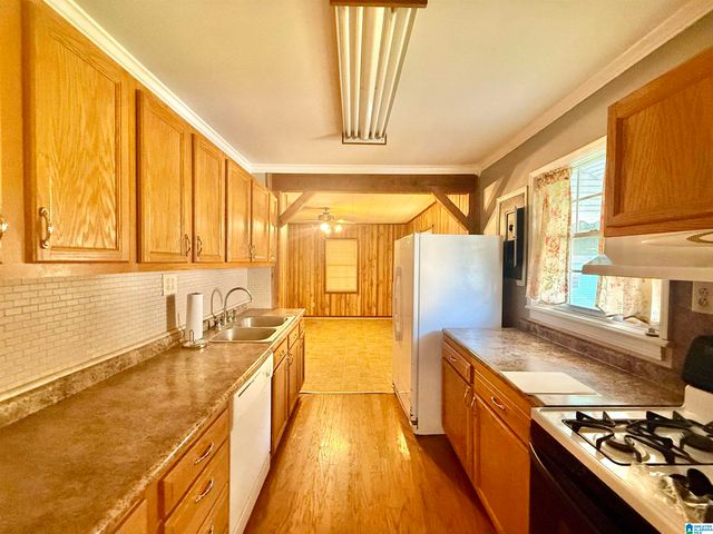 1513 MONTEVALLO ROAD, Irondale, AL 35210