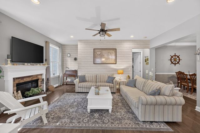 11 Saddleback, Plymouth, MA 02360