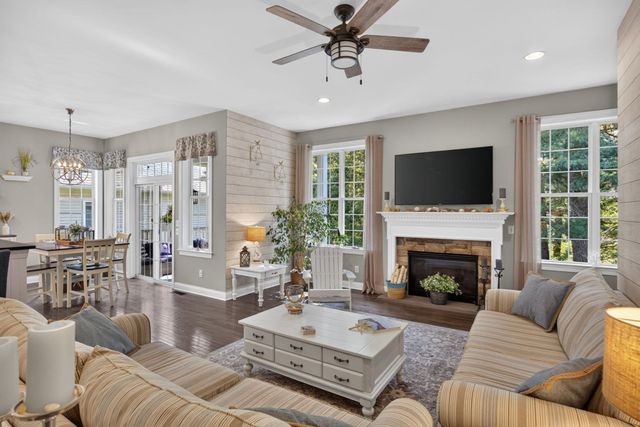 11 Saddleback, Plymouth, MA 02360