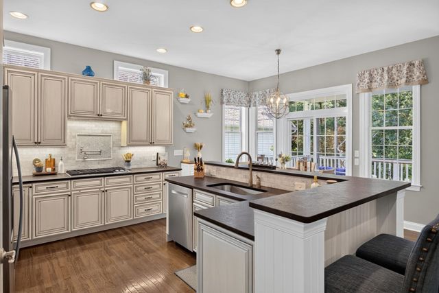 11 Saddleback, Plymouth, MA 02360