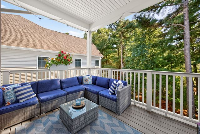 11 Saddleback, Plymouth, MA 02360