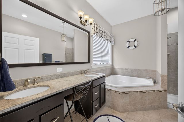11 Saddleback, Plymouth, MA 02360