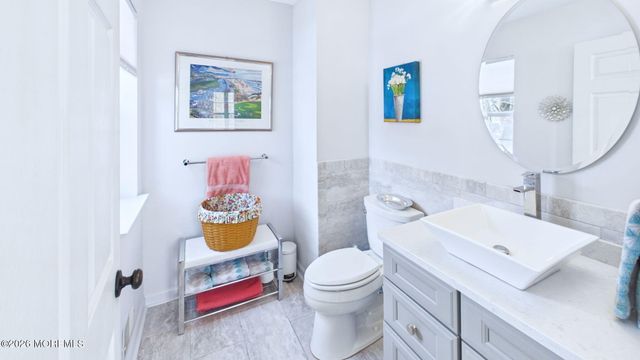 272 E Pleasant Grove Road, Jackson, NJ 08527