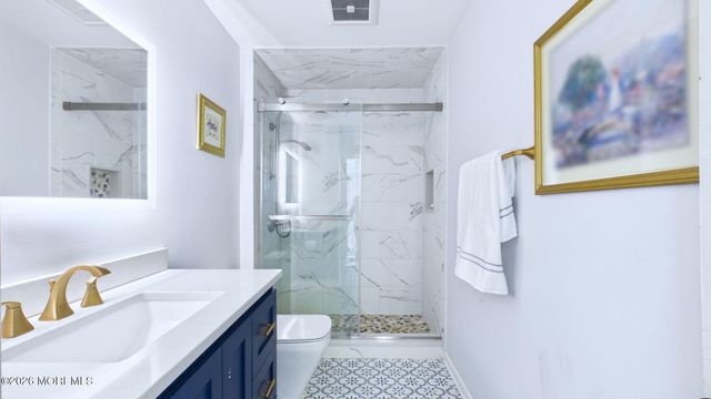 272 E Pleasant Grove Road, Jackson, NJ 08527