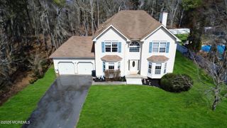 272 E Pleasant Grove Road, Jackson, NJ 08527