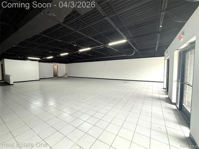 10425 W Warren Avenue, Dearborn, MI 48126