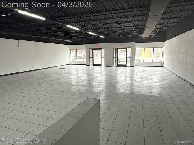 10425 W Warren Avenue, Dearborn, MI 48126